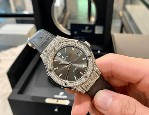 đồng hồ hublot giá 1 triệu