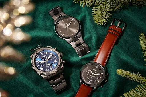 Có nên mua đồng hồ Fossil xách tay không?