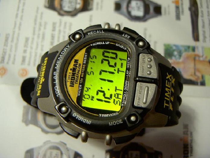 Đồng hồ Timex Ironman - Thiết kế hầm hố, chống nước tốt